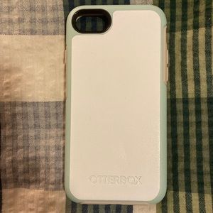 Otterbox Symmetry Case for iPhone 7/8/SE 2020